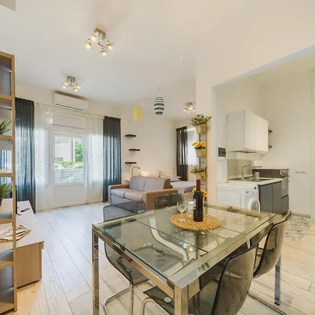 Apartamento Lara By Interhome Lido di Camaiore